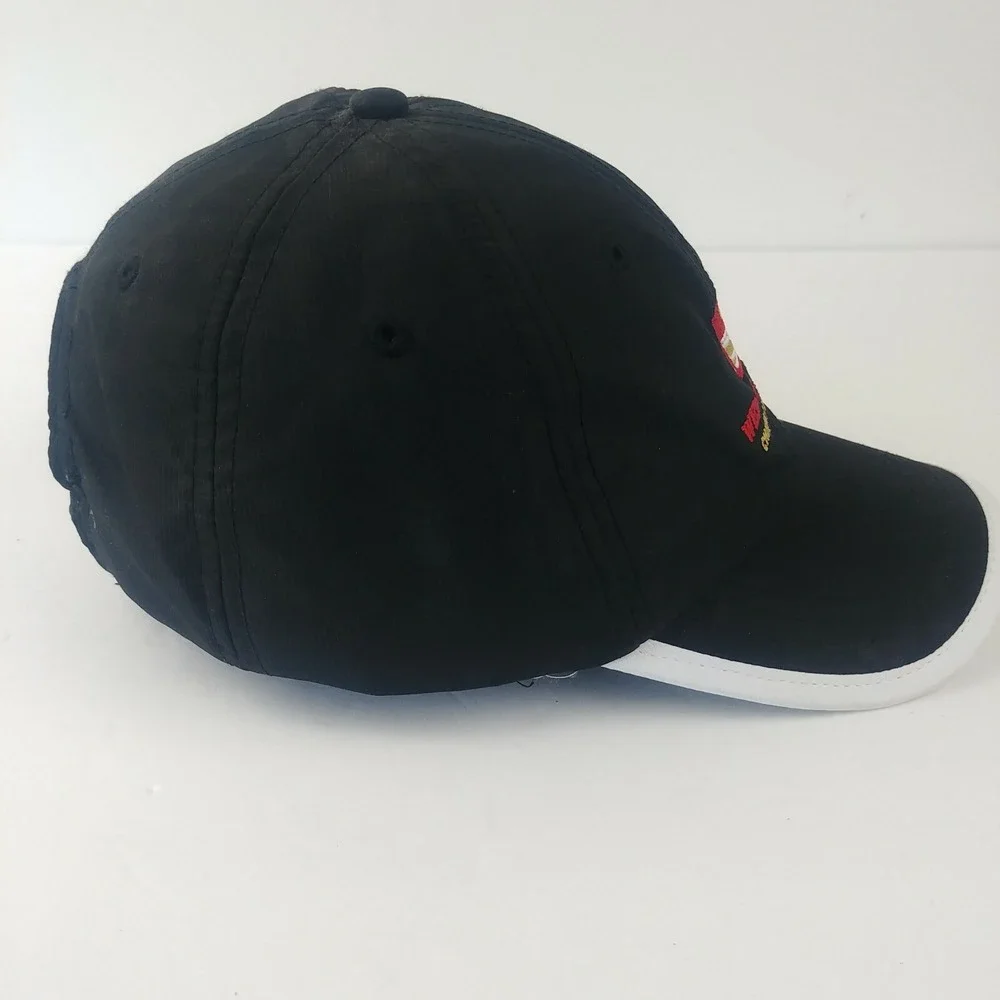 Garb this baseball